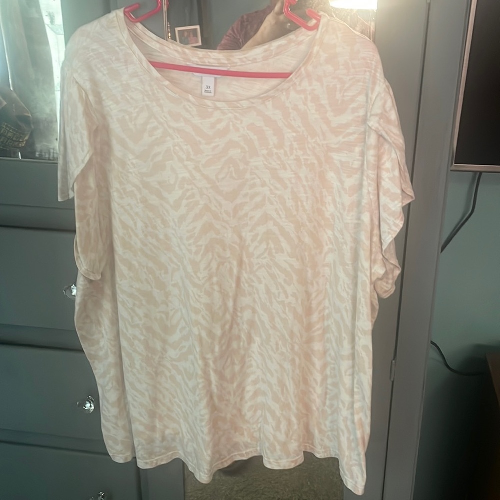 Women’s shirt
